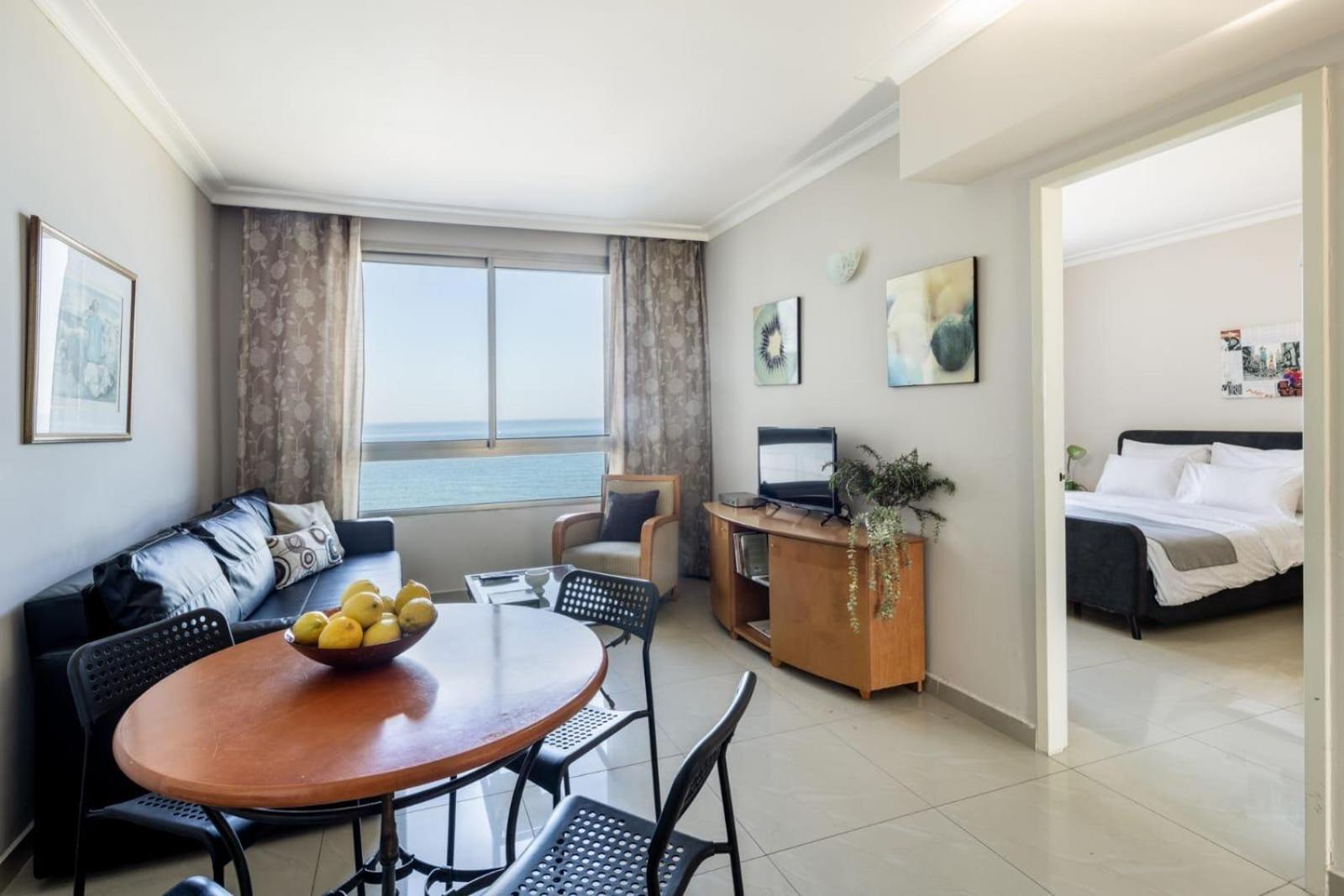 Aparthotel Almog Tower Haifa Esterno foto